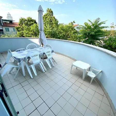 Apartment Azzurra *