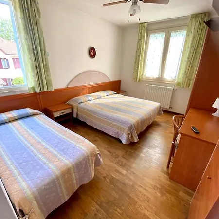 Azzurra Appartement *